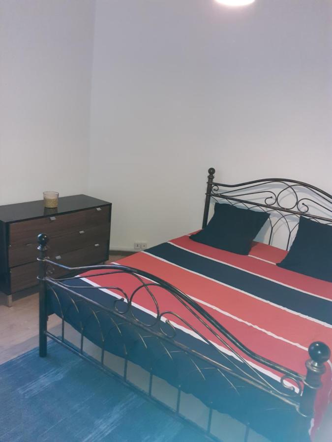 Appartement Tout Confort Καμπραί Εξωτερικό φωτογραφία