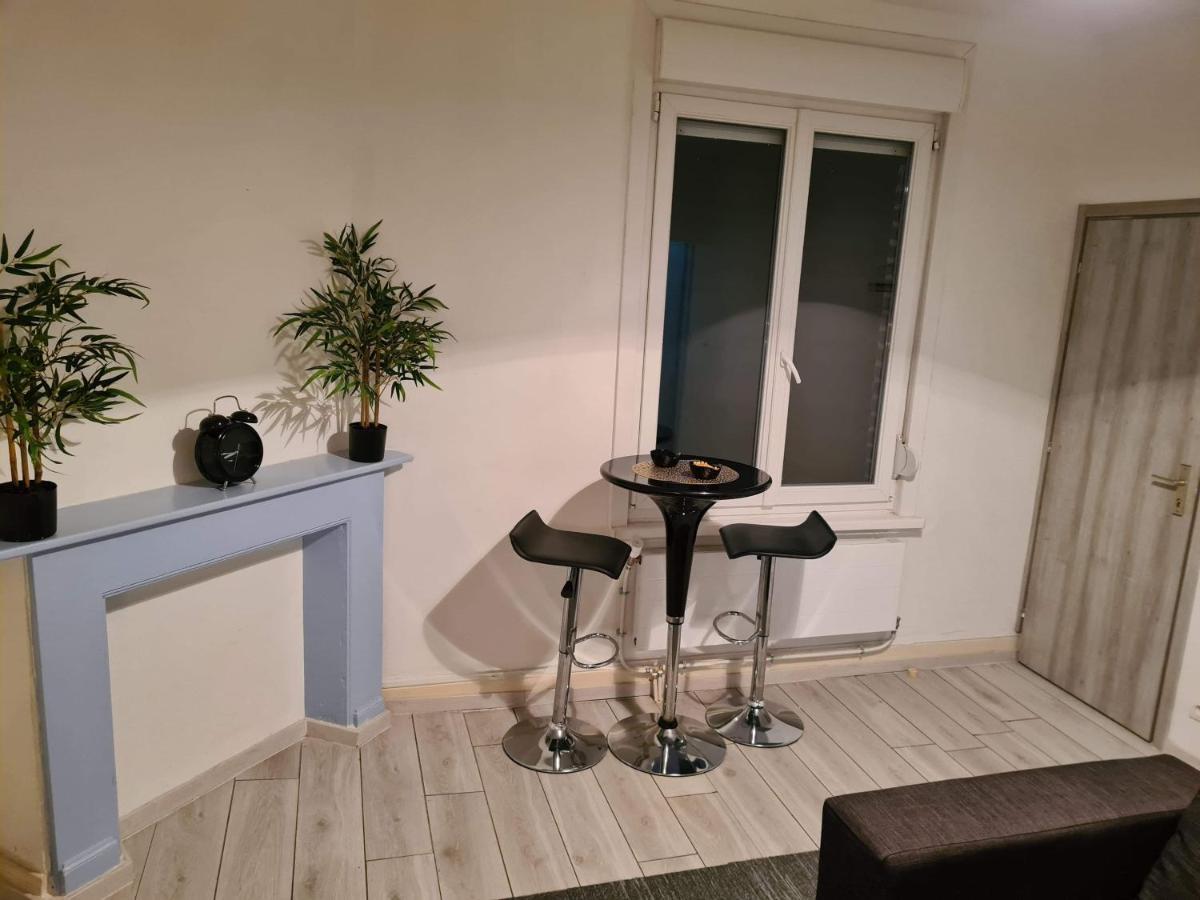Appartement Tout Confort Καμπραί Εξωτερικό φωτογραφία